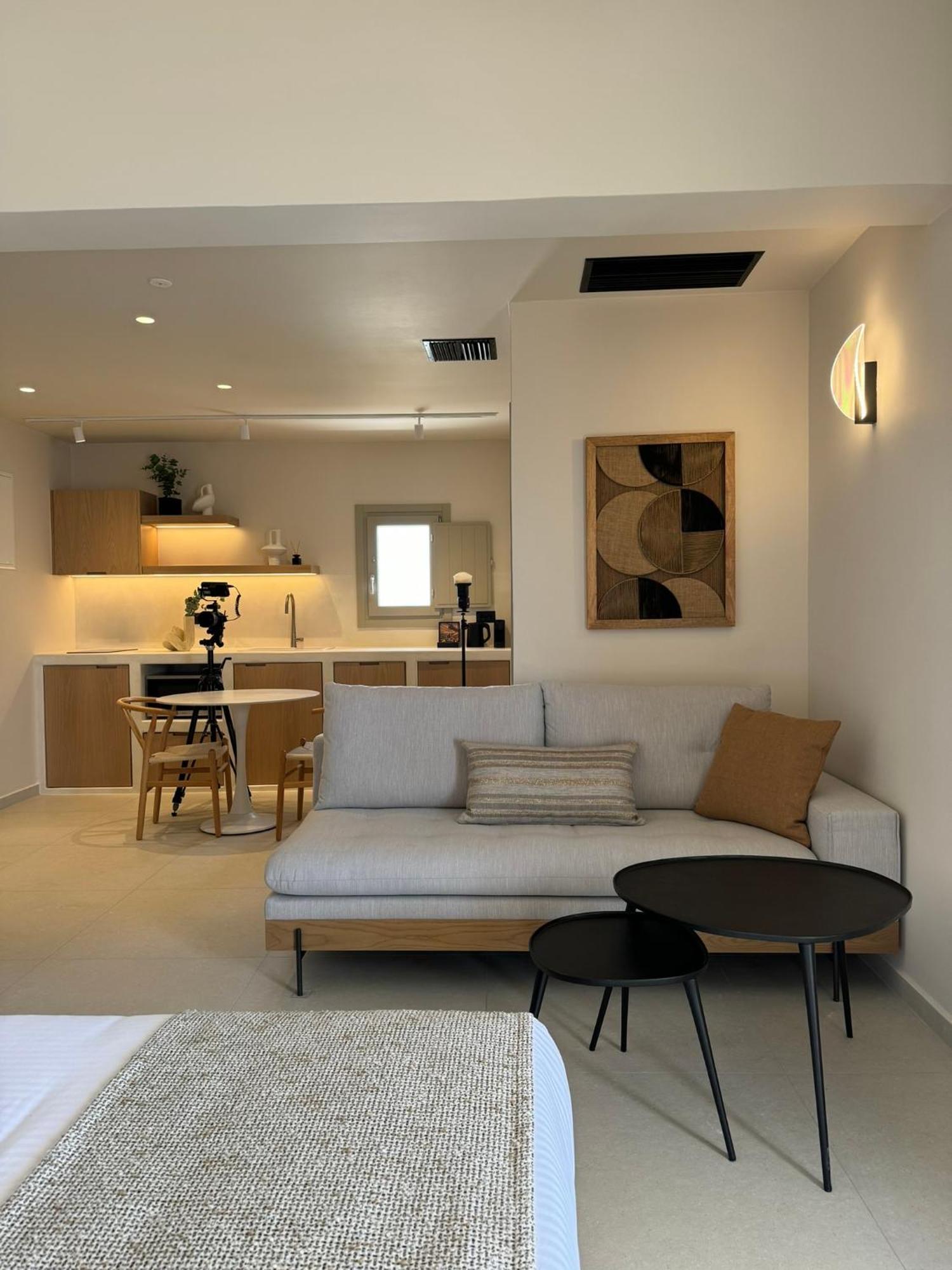 Morfes Luxury Suites By Caldera Houses Firostefani Exterior photo